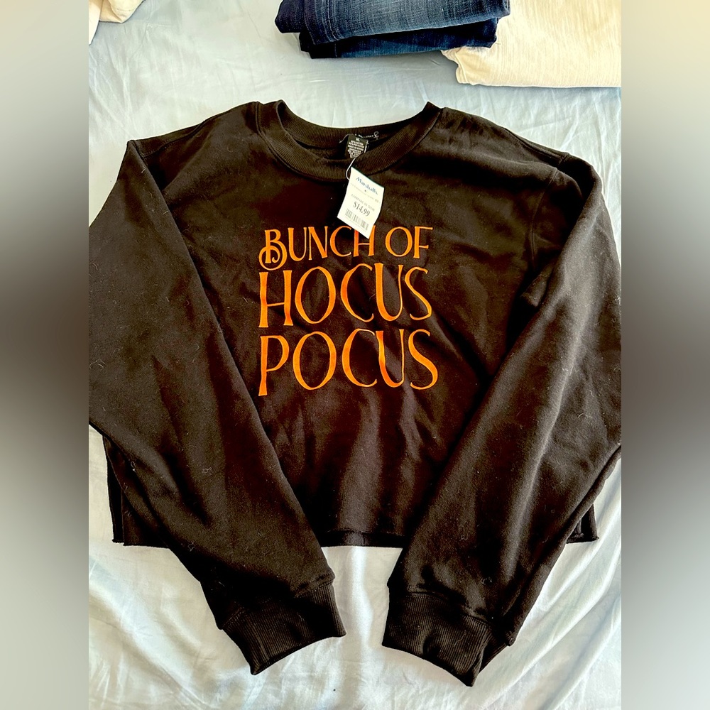 Extra large Halloween crop long sleeve top! Very soft and cute